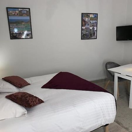 Appartement Rez De Chaussee Gold Beach Bayeux Exterior photo
