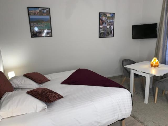 Appartement Rez De Chaussee Gold Beach Bayeux Exterior photo